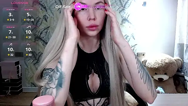 Marmalade Fox online show from 02-05-25, 01:37