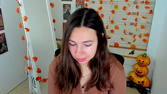 Lexy flower online show from 10-20-25, 06:37