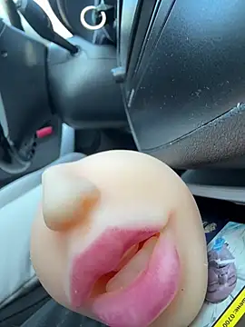 Snapshot of beyourself1323 chatting on 03-01-26, 11:43 beyourself1323 online show from 03-01-26, 11:43