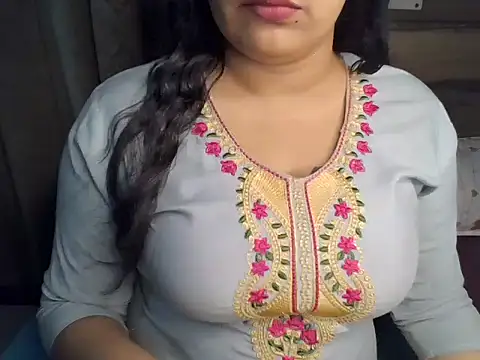 Trezza online show from 10-26-25, 07:14