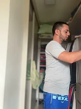 ScarlettAndClark online show from 12-22-25, 09:04