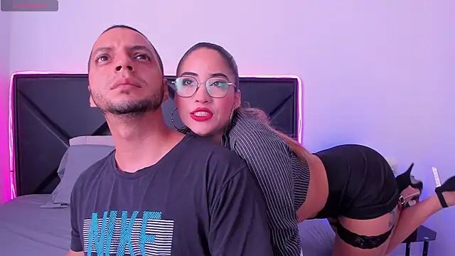 ScarlettAndClark online show from 10-10-25, 03:57