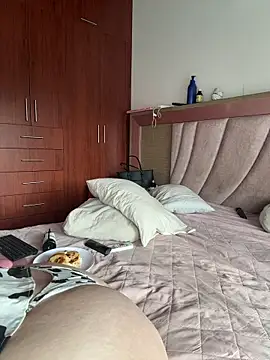 Venus queenn online show from 12-03-25, 03:11