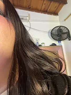 Venus queenn online show from 10-17-25, 12:36