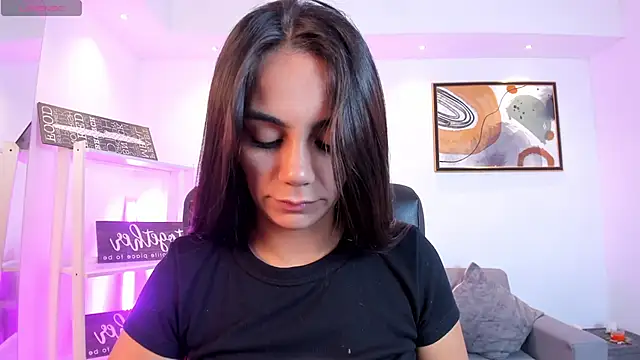 Snapshot of martina_mancini chatting on 05-18-26, 12:10 martina mancini online show from 05-18-26, 12:10