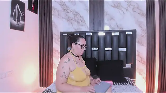 katherina diaz online show from 05-10-26, 01:53