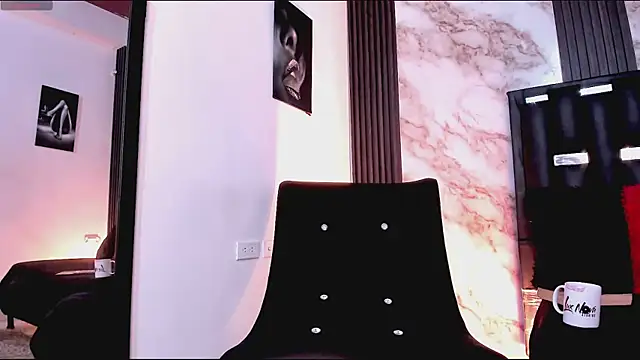 katherina diaz online show from 11-16-25, 03:11