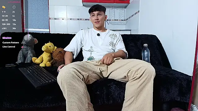 jacques cardiet online show from 05-06-26, 02:10