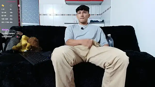 jacques cardiet online show from 03-25-26, 11:42