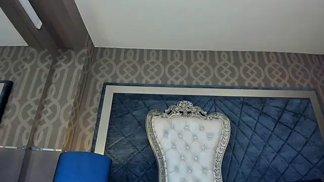 Snapshot of Janna_Rousse_ chatting on 02-04-26, 12:00 Janna Rousse online show from 02-04-26, 12:00