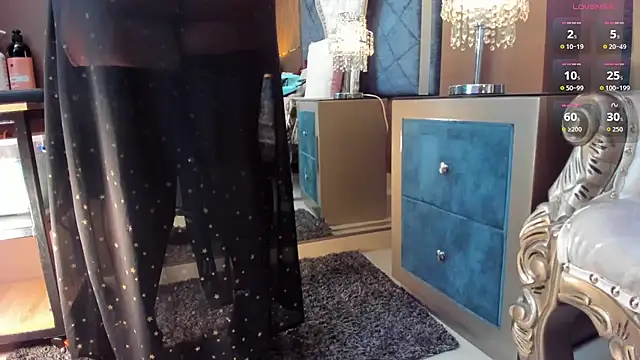 Snapshot of Janna_Rousse_ chatting on 10-15-25, 12:13 Janna Rousse online show from 10-15-25, 12:13