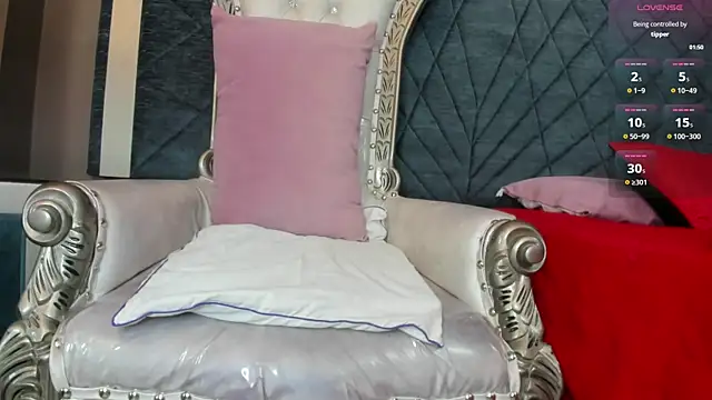 Snapshot of Janna_Rousse_ chatting on 09-29-25, 11:49 Janna Rousse online show from 09-29-25, 11:49