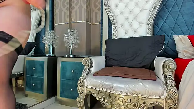 Snapshot of Janna_Rousse_ chatting on 11-07-25, 12:21 Janna Rousse online show from 11-07-25, 12:21