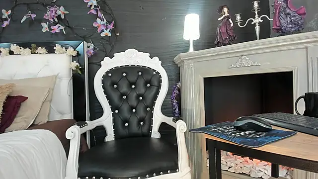 Snapshot of Janna_Rousse_ chatting on 03-12-25, 12:26 Janna Rousse online show from 03-12-25, 12:26