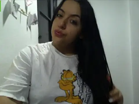 Snapshot of lindakurlinx chatting on 09-14-25, 04:35 lindakurlinx online show from 09-14-25, 04:35