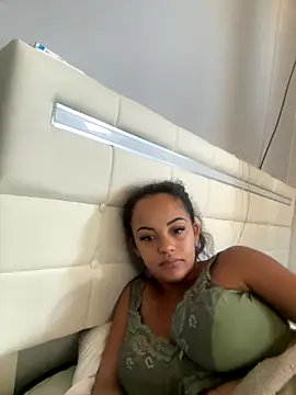 Lalionne58 online show from 09-26-25, 08:21