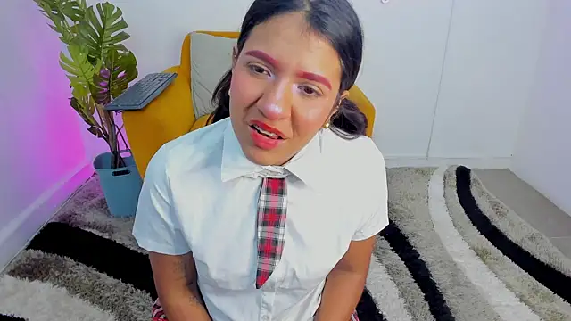 Snapshot of Miakhalifa_7 chatting on 09-10-25, 03:38 Miakhalifa 7 online show from 09-10-25, 03:38