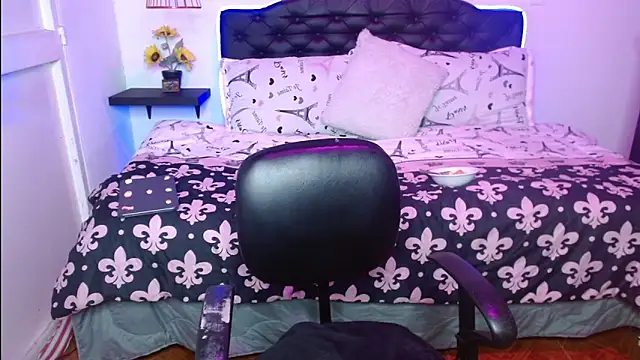 Dominik girl online show from 02-22-26, 09:49