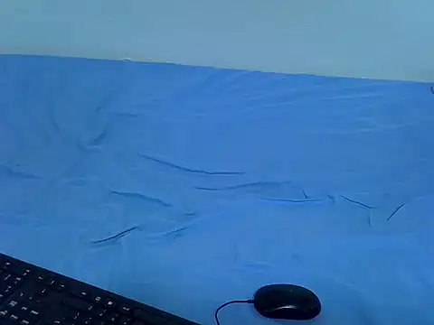 Snapshot of drowllie chatting on 02-10-26, 03:16 drowllie online show from 02-10-26, 03:16