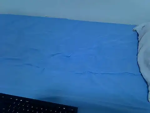 Snapshot of drowllie chatting on 02-06-26, 06:48 drowllie online show from 02-06-26, 06:48