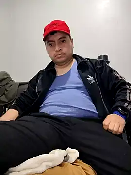 Snapshot of Potro23hotzen chatting on 01-08-25, 01:53 Potro23hotzen online show from 01-08-25, 01:53