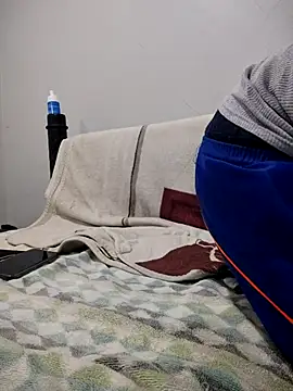 Potro23hotzen online show from 03-29-26, 08:54