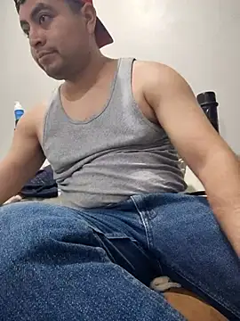 Snapshot of Potro23hotzen chatting on 02-27-26, 05:24 Potro23hotzen online show from 02-27-26, 05:24