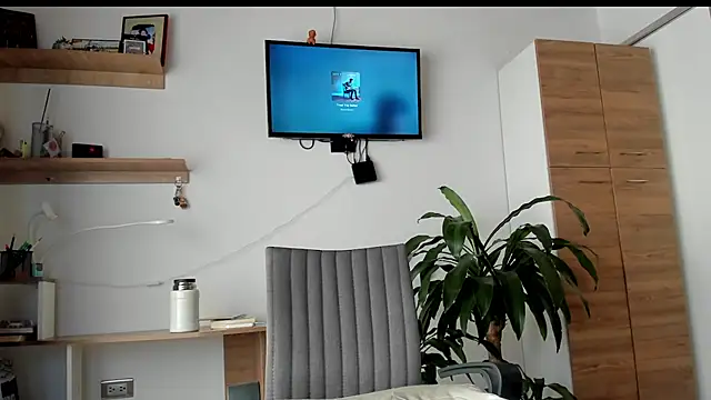 Snapshot of manucute_23_ chatting on 06-19-26, 03:40 manucute 23 online show from 06-19-26, 03:40