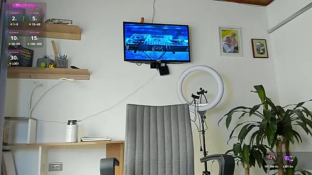 manucute 23  online show from 10-31-25, 02:24