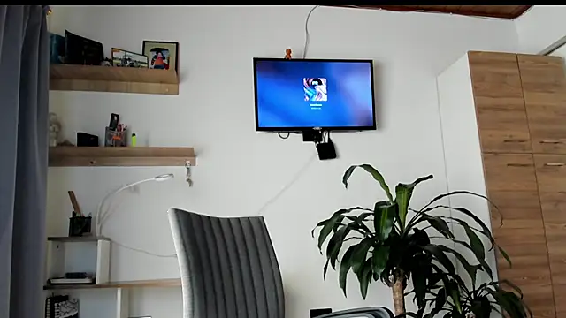 manucute 23  online show from 04-05-26, 04:46