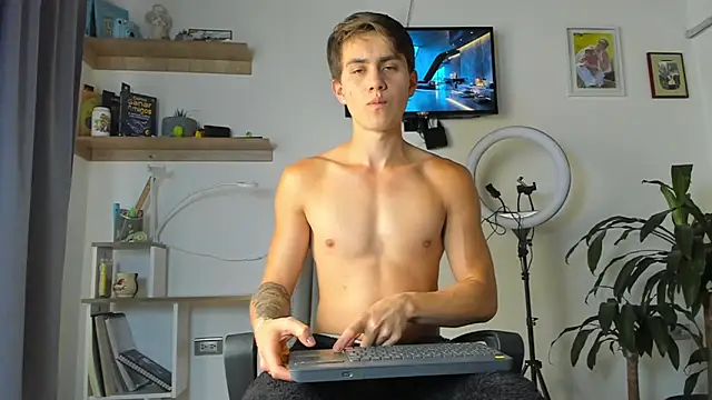 manucute 23  online show from 11-10-25, 02:44