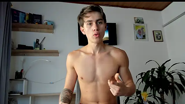 manucute 23  online show from 02-15-26, 02:27