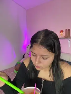 Oriana Guzman online show from 11-09-25, 12:58