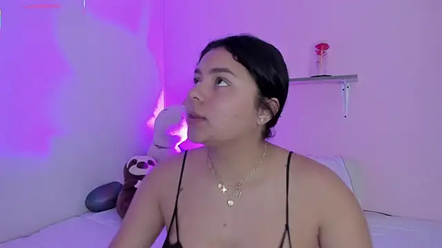 Oriana Guzman online show from 11-18-25, 10:45