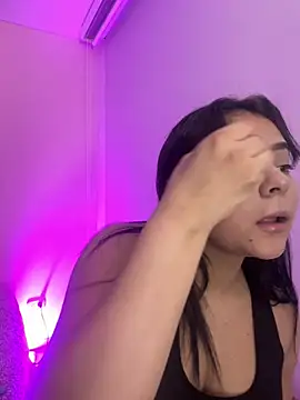 Oriana Guzman online show from 04-13-26, 11:09