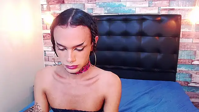 Foxy Ella  online show from 11-26-25, 03:45