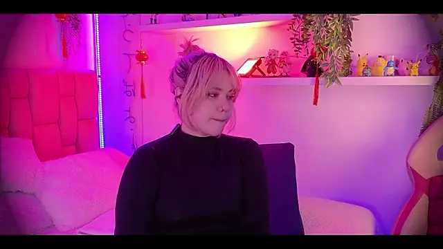 albaismynameX online show from 02-13-26, 01:11