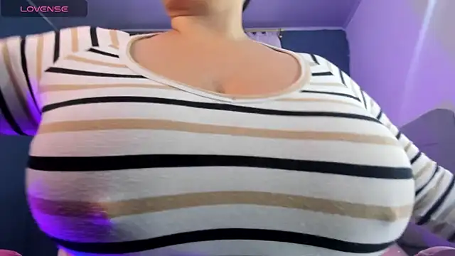 Snapshot of Ashanty_vera15 chatting on 02-17-26, 04:10 Ashanty vera15 online show from 02-17-26, 04:10