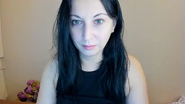 Snapshot of Wife4Cuck chatting on 10-23-25, 12:26 Wife4Cuck online show from 10-23-25, 12:26