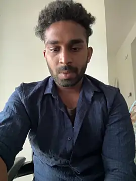 Handsomehunk 4U online show from 09-24-25, 06:20