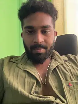 Handsomehunk 4U online show from 12-18-24, 04:09