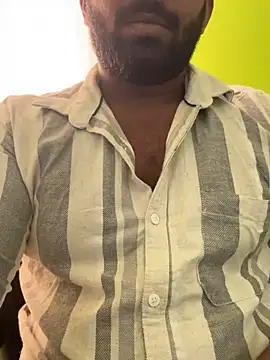 Handsomehunk 4U online show from 02-04-25, 07:07