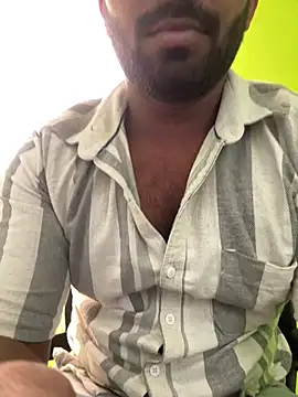 Handsomehunk 4U online show from 02-10-25, 06:42