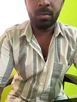 Handsomehunk 4U online show from 02-27-25, 08:46