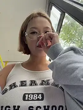 Aiko Yumi online show from 07-08-26, 05:24