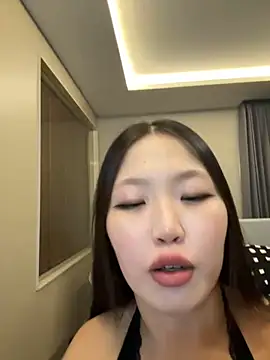 Aiko Yumi online show from 01-02-25, 09:50
