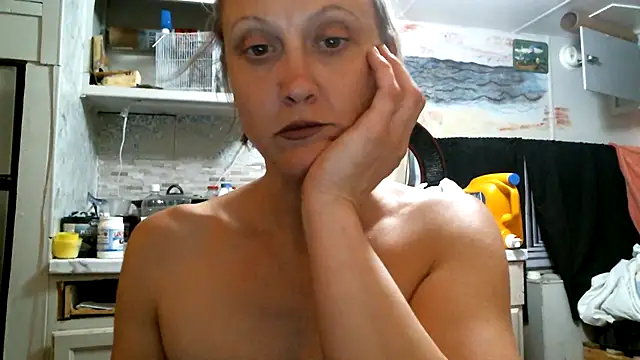 Snapshot of SexyB214 chatting on 07-05-26, 04:25 SexyB214 online show from 07-05-26, 04:25
