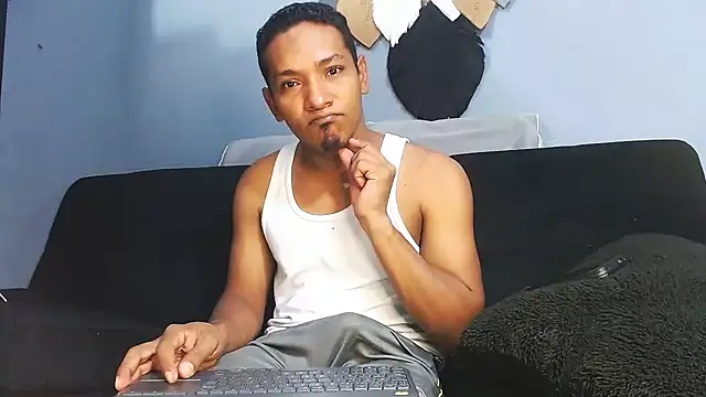 Grandeygruesa1 online show from 09-23-25, 07:48