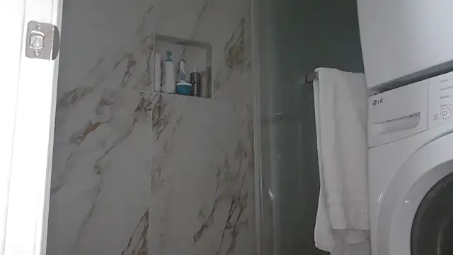 NatalieKneals online show from 12-15-25, 02:50