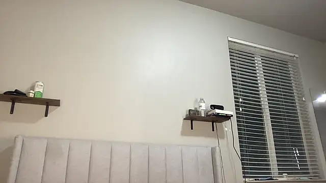 NatalieKneals online show from 12-03-24, 05:48